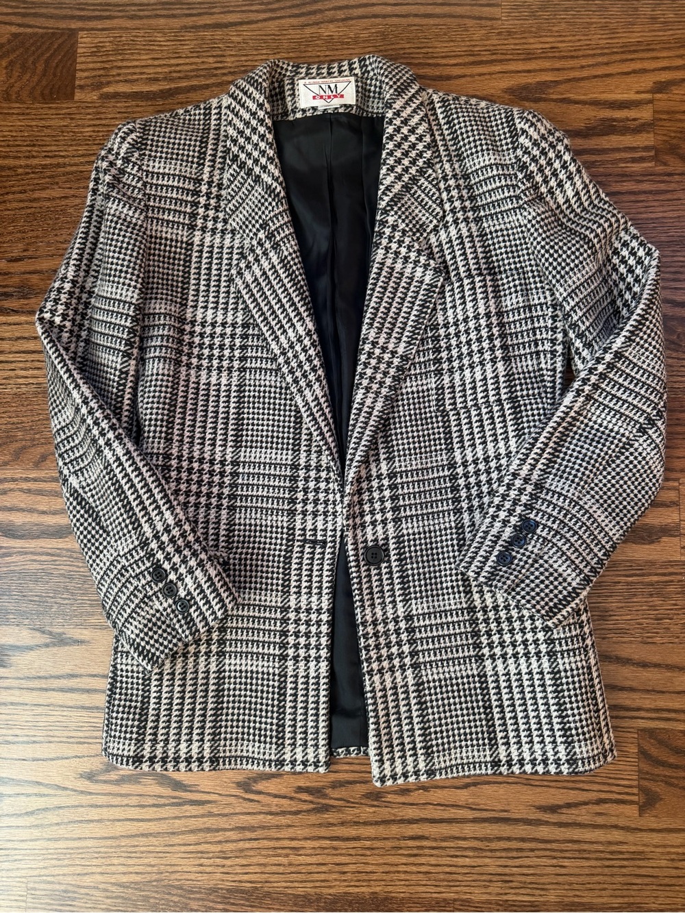 Vintage Neiman Marcus Black and White Glen Plaid Blazer